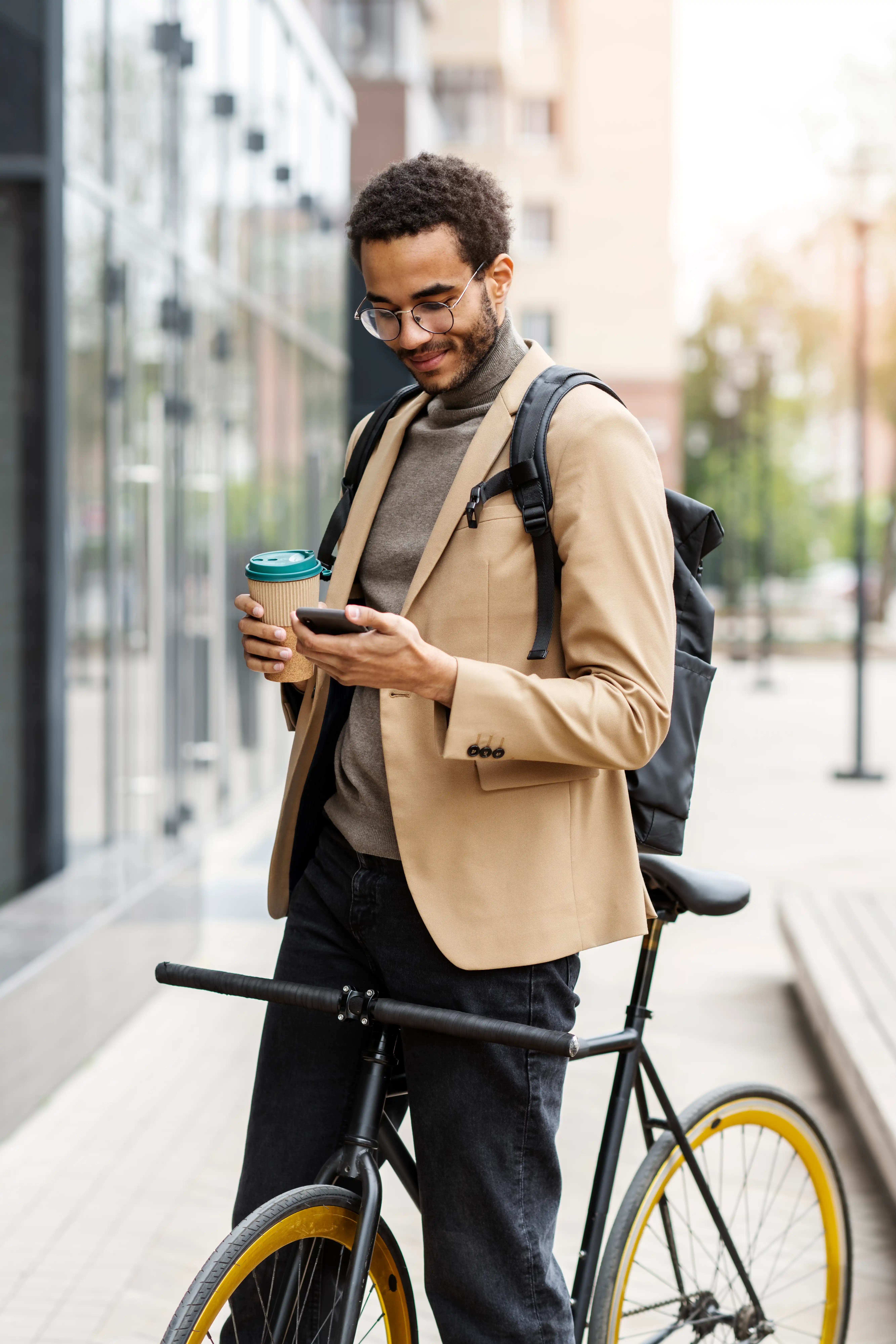 Global Travel Connectivity with trvllr. eSIM